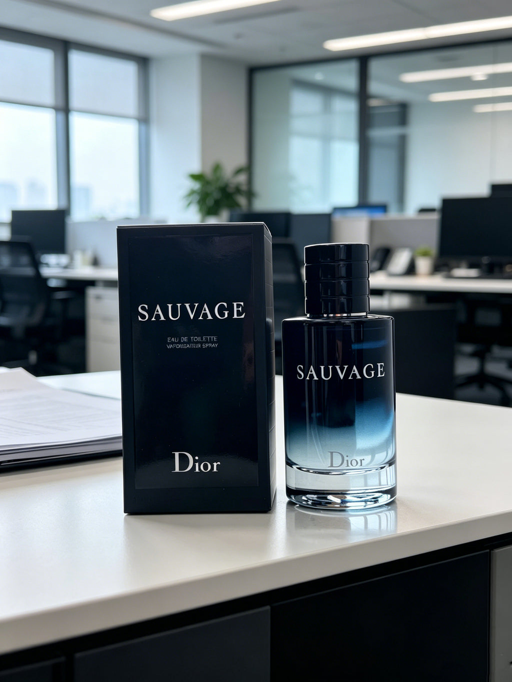 Iconic Dior Sauvage men’s cologne with wild fresh woody scent. All-day long lasting fragrance, ideal for office, dating & travel. Premium packaged luxury perfume, best gift for boyfriend, husband, groomsmen.
